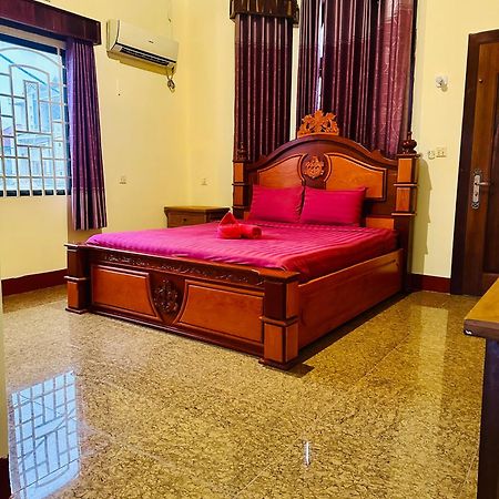 Savet Hostel Stoeng Treng エクステリア 写真